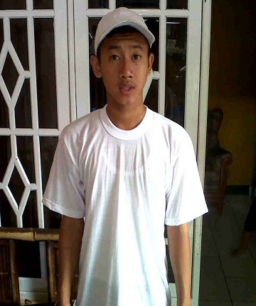 RIKI HERMAWAN