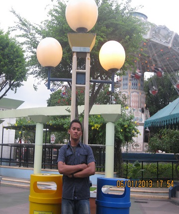 HARI SANTOSO